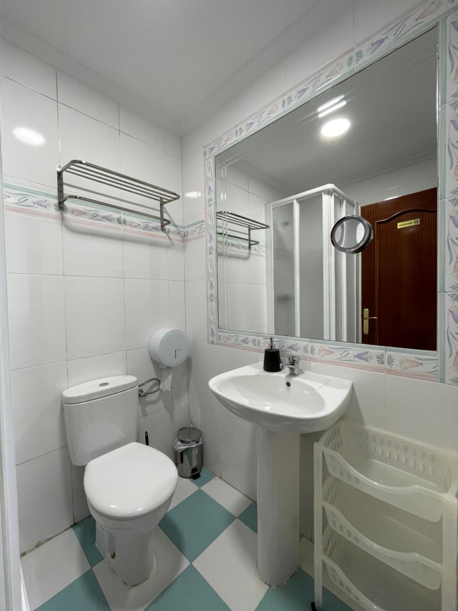 Pension La Encina Санто-Доминго-де-ла-Кальсада Экстерьер фото